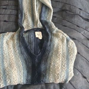 Billabong hooded sweater